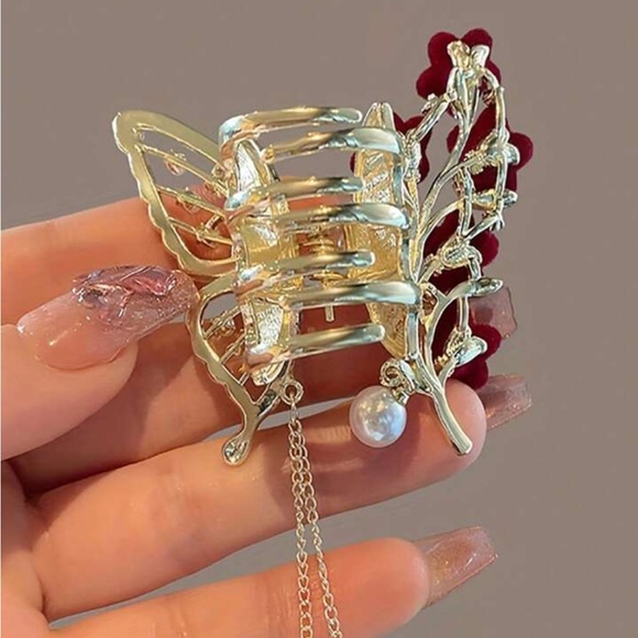 Faux Pearl Tassel Hair Claw Clip Red Rose Jaw Clips Metal Shark Clips For Girls - Picture 8 of 9